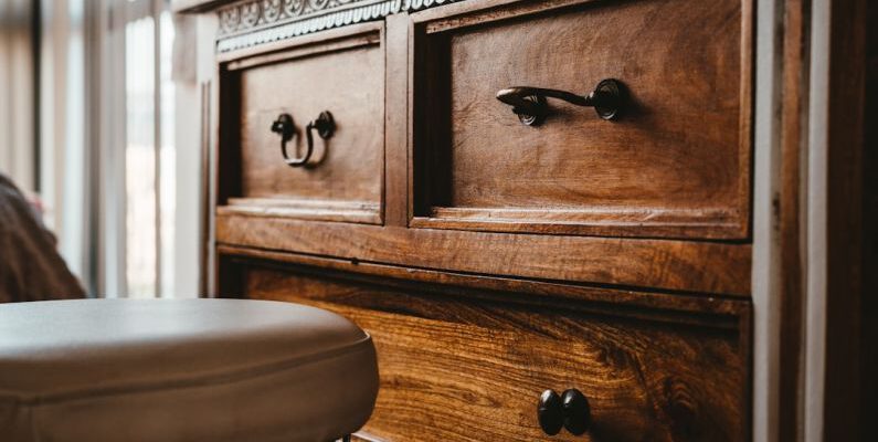 Vintage Furniture - brown wooden drawer chest